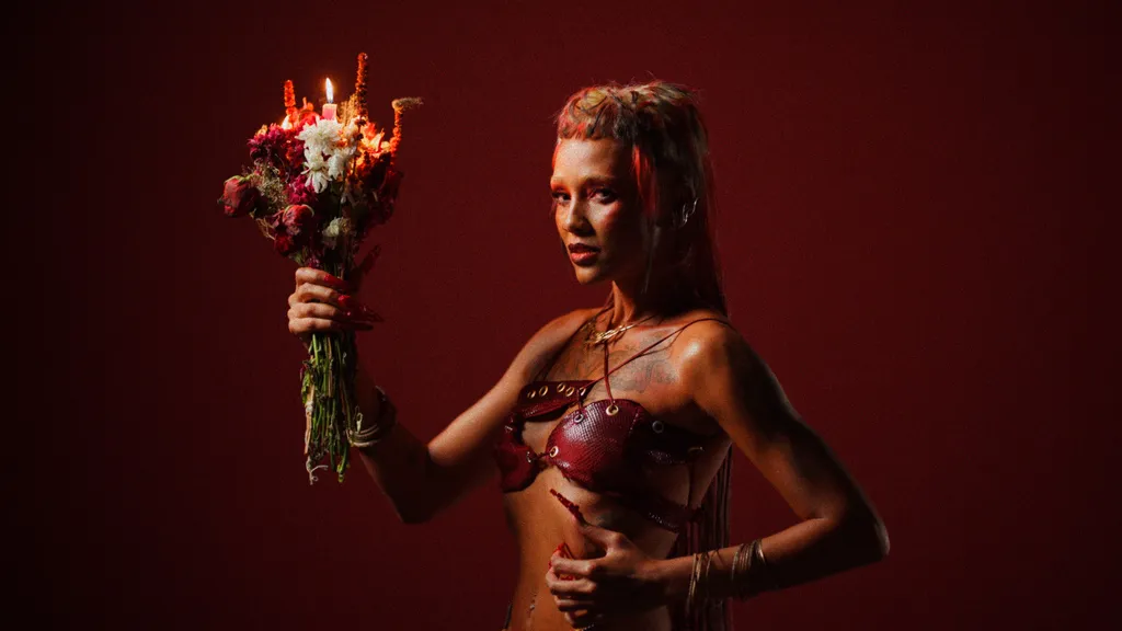 Mana Black inaugura nova fase musical com “J’adore”, single de afrobeats sobre amor e liberdade