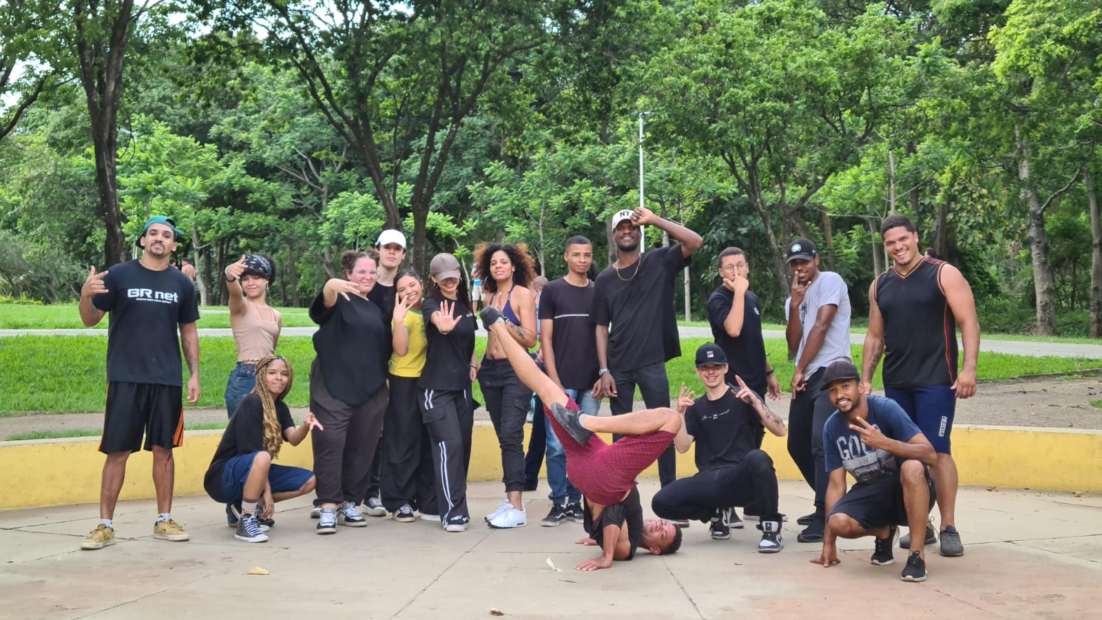 Coletivo Cultura Urbana marca presença na Feira Cultural de Bom Jesus do Galho