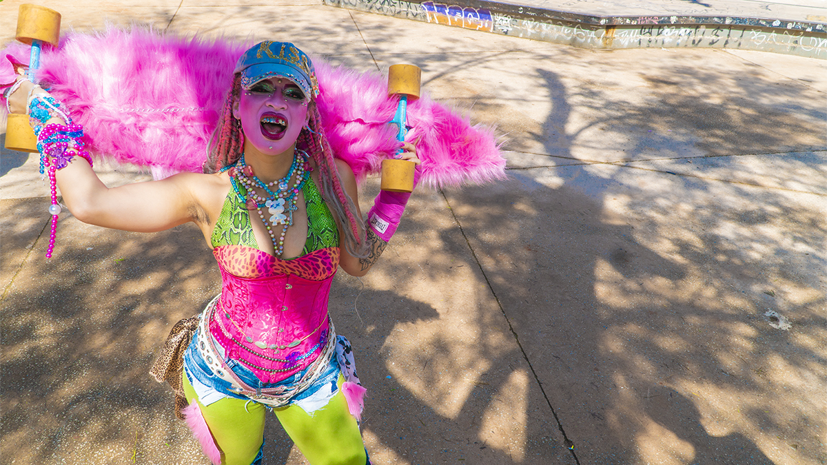Afro Honey lança clipe “Júnior” com exibição na Nave Brasília